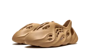 Alternative view of FOAM BROWN