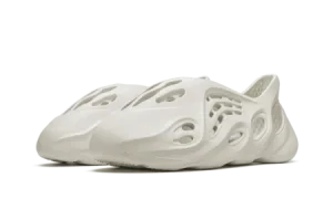 Alternative view of FOAM WHITE